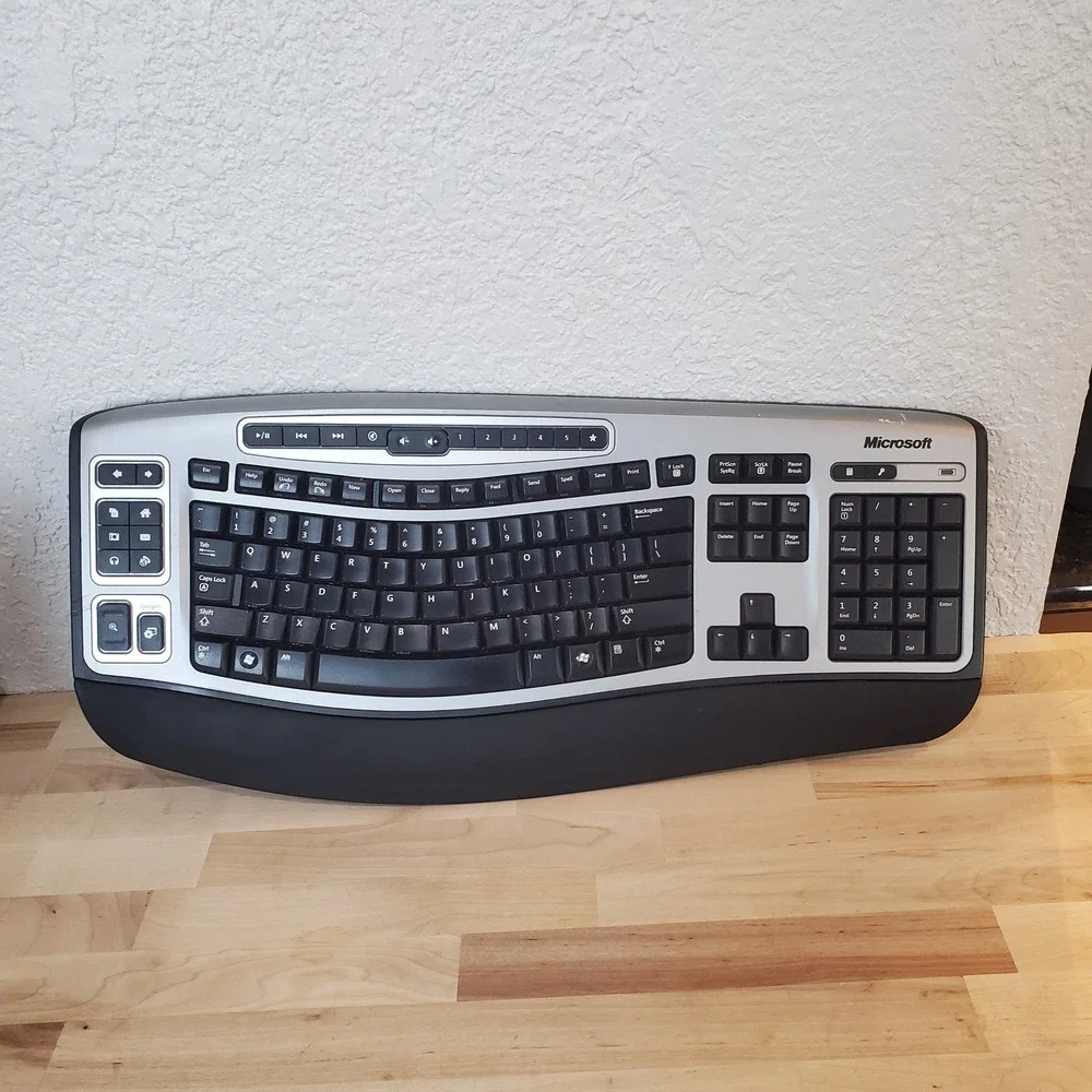 Microsoft Wireless Laser Keyboard 6000 v2.0 Model 1074 Silver Black Ergonomic